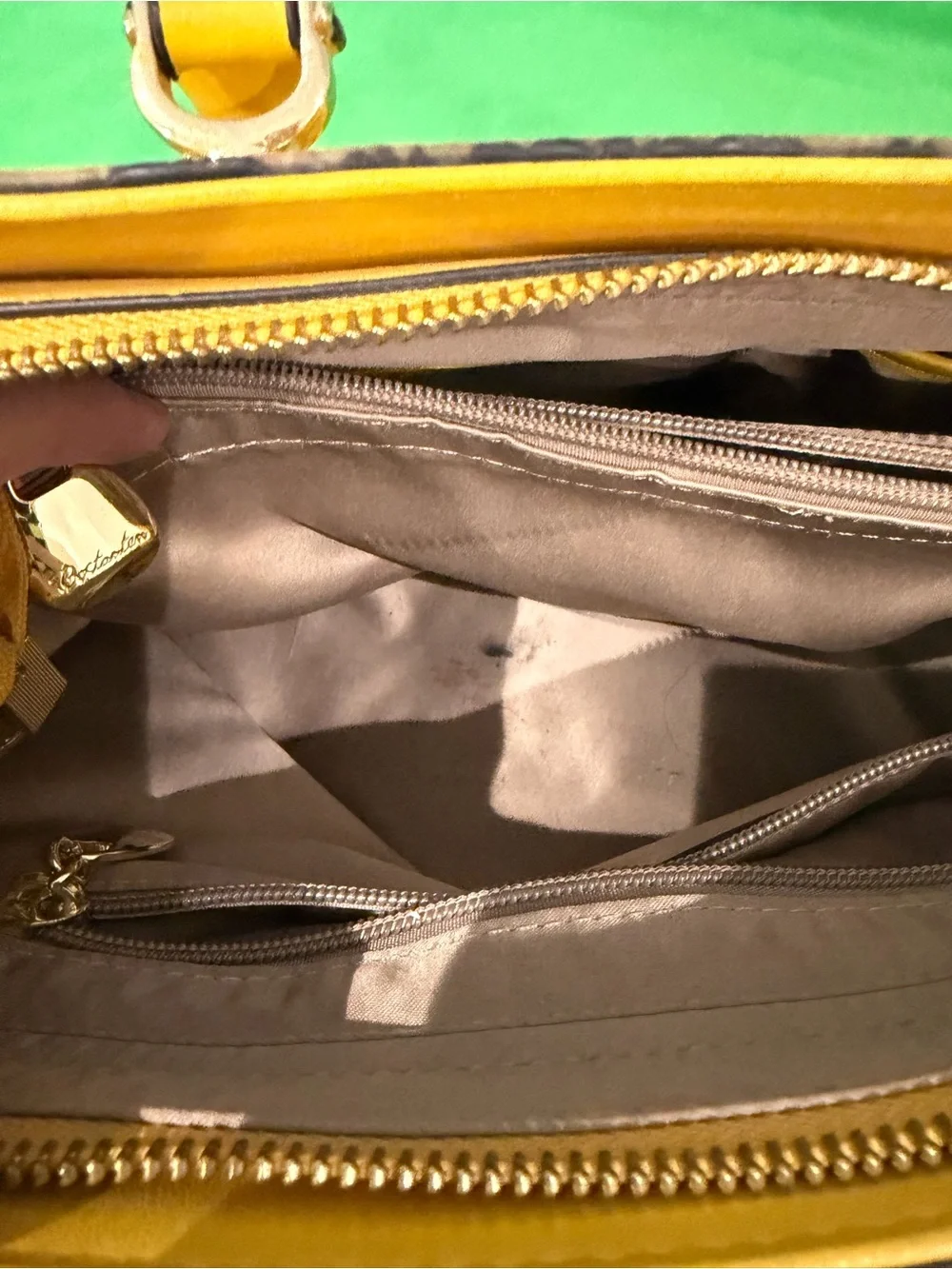Bostanten Yellow Leather Shoulder Bag